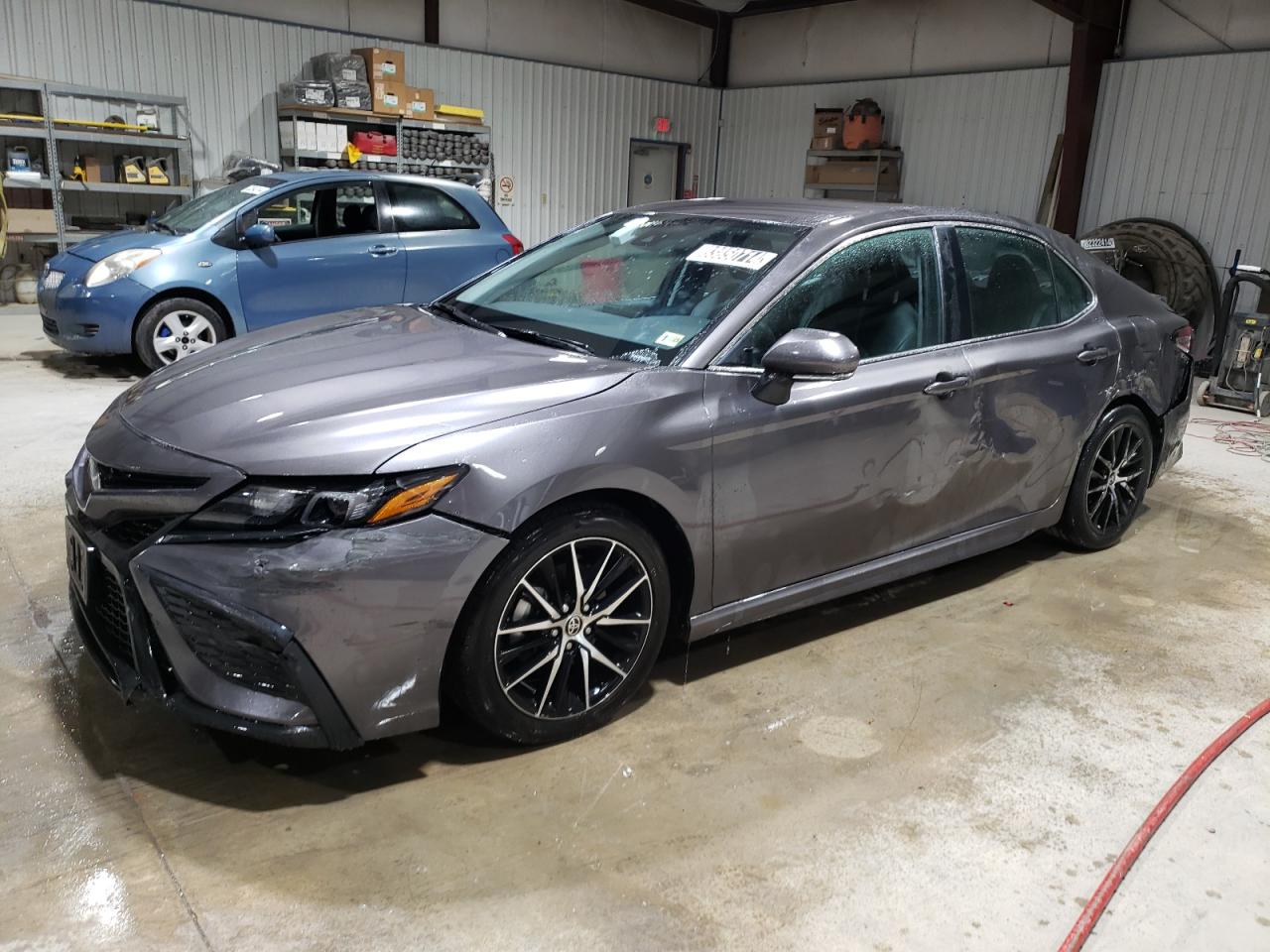 TOYOTA CAMRY SE N 2024