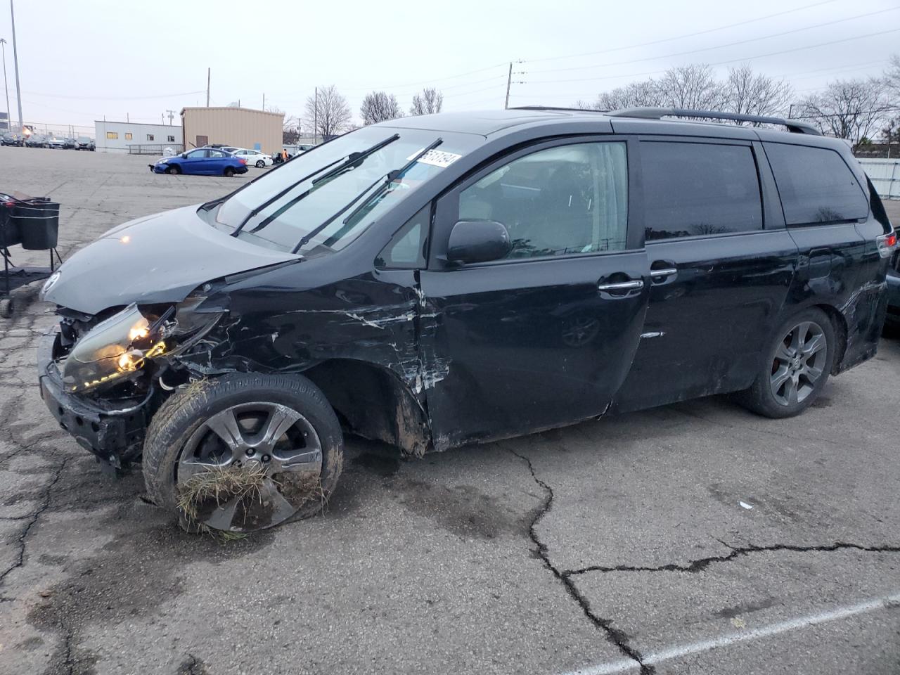 TOYOTA SIENNA SPO 2015