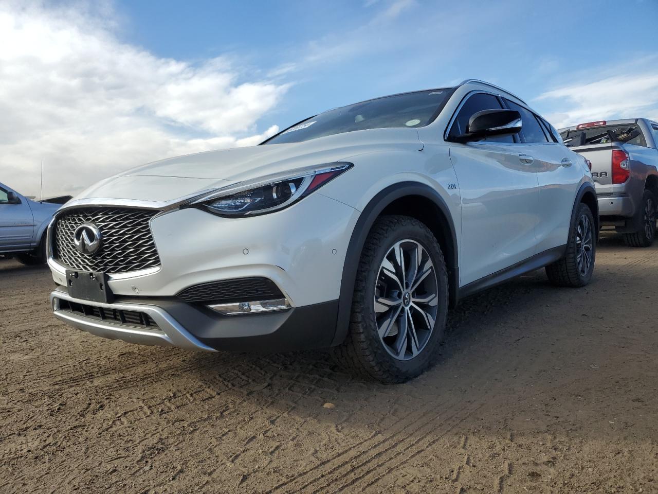 INFINITI QX30 BASE 2018