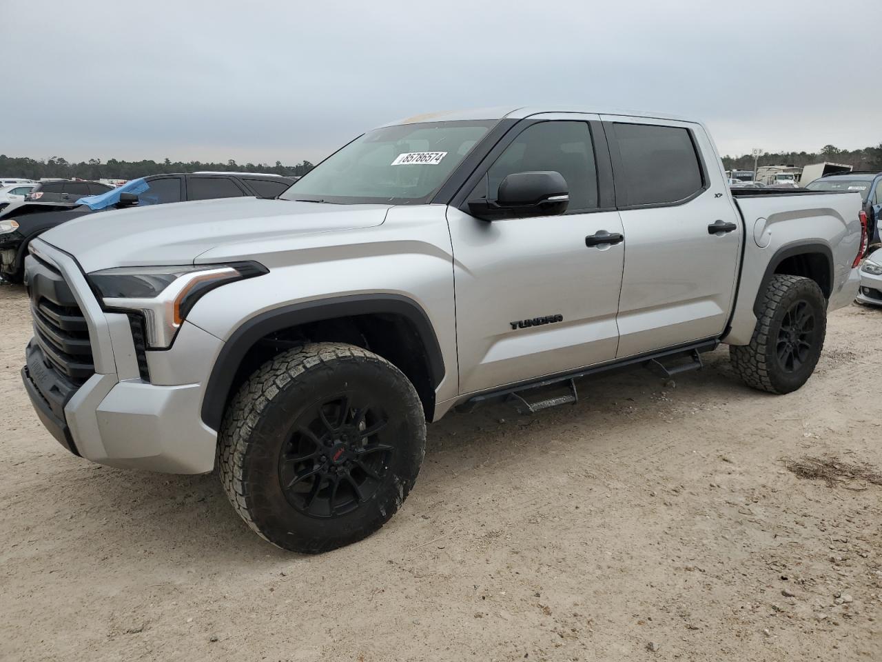 TOYOTA TUNDRA CRE 2022