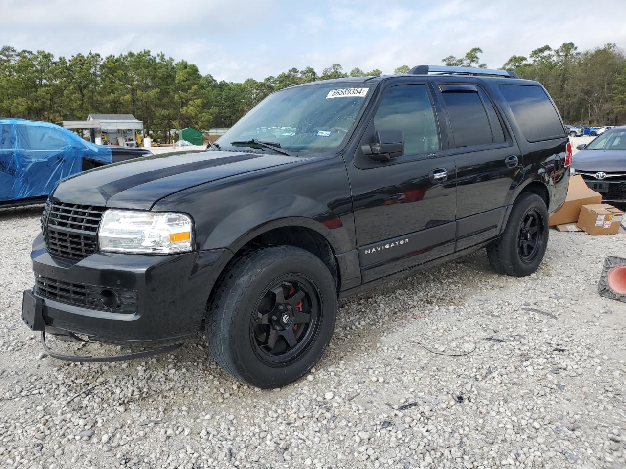 LINCOLN NAVIGATOR 2012