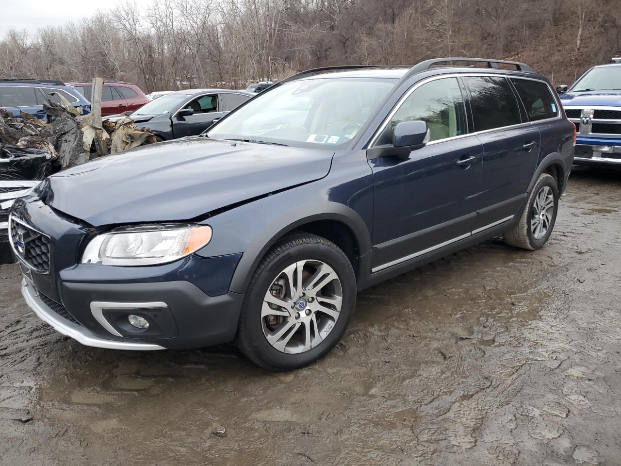 VOLVO XC70 T5 PR 2015