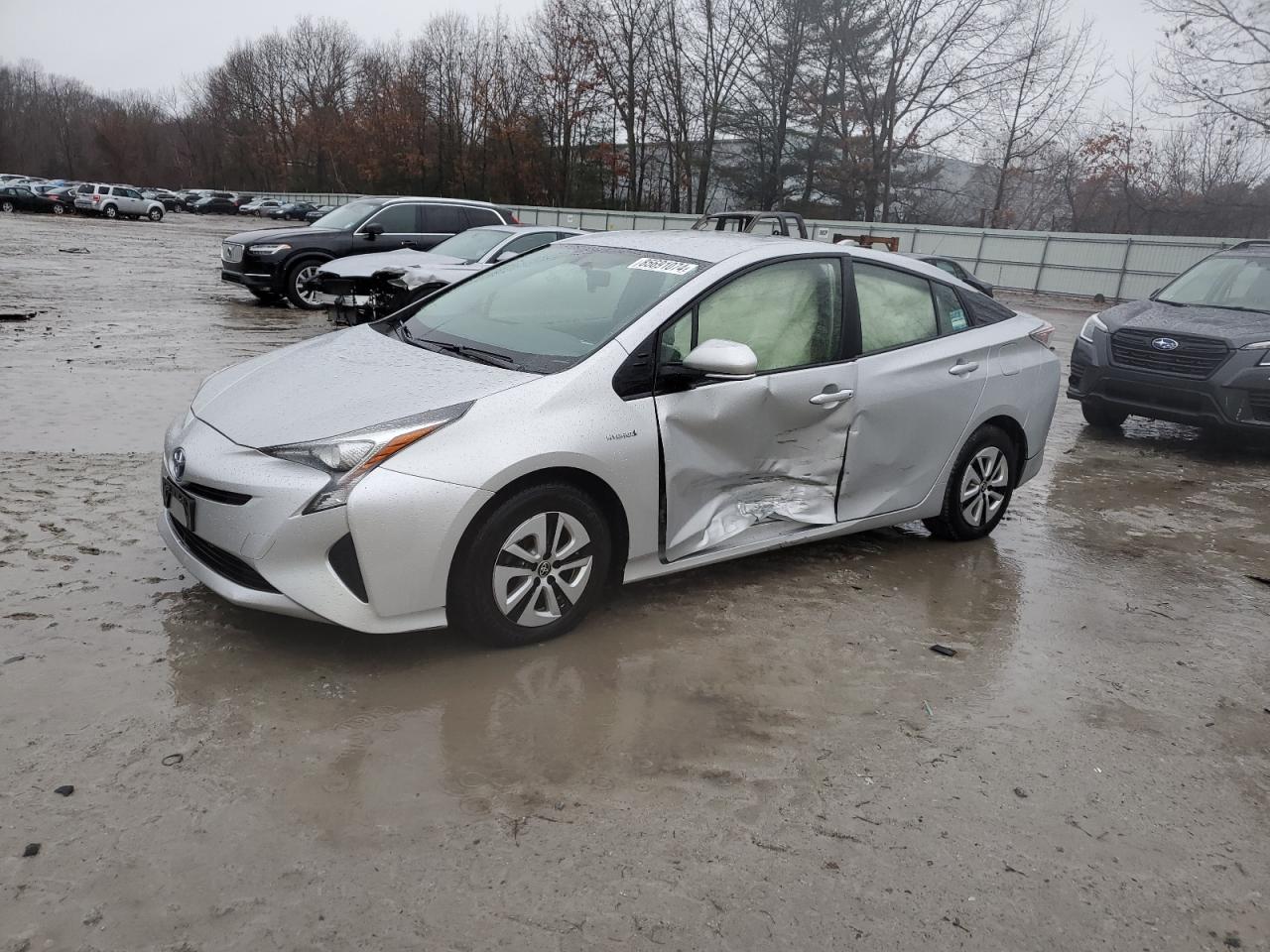 TOYOTA PRIUS 2016