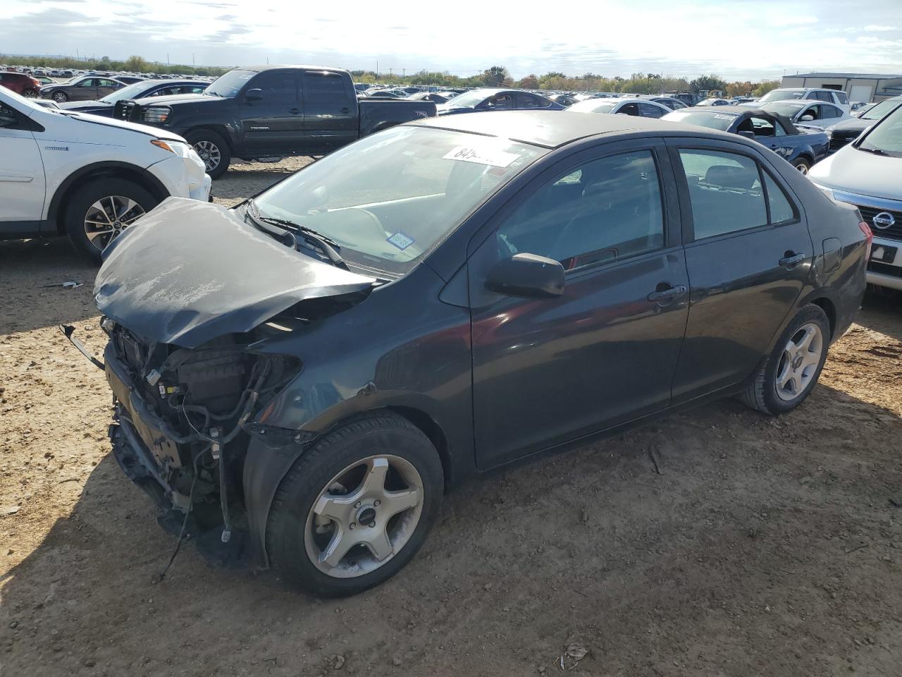 TOYOTA YARIS 2008
