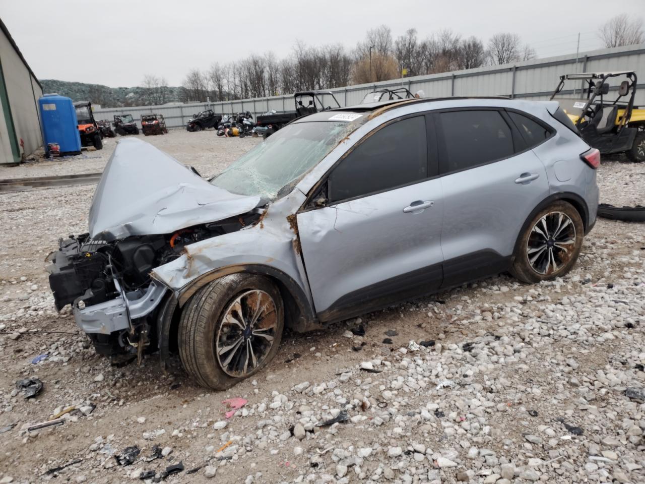 FORD ESCAPE SE 2022