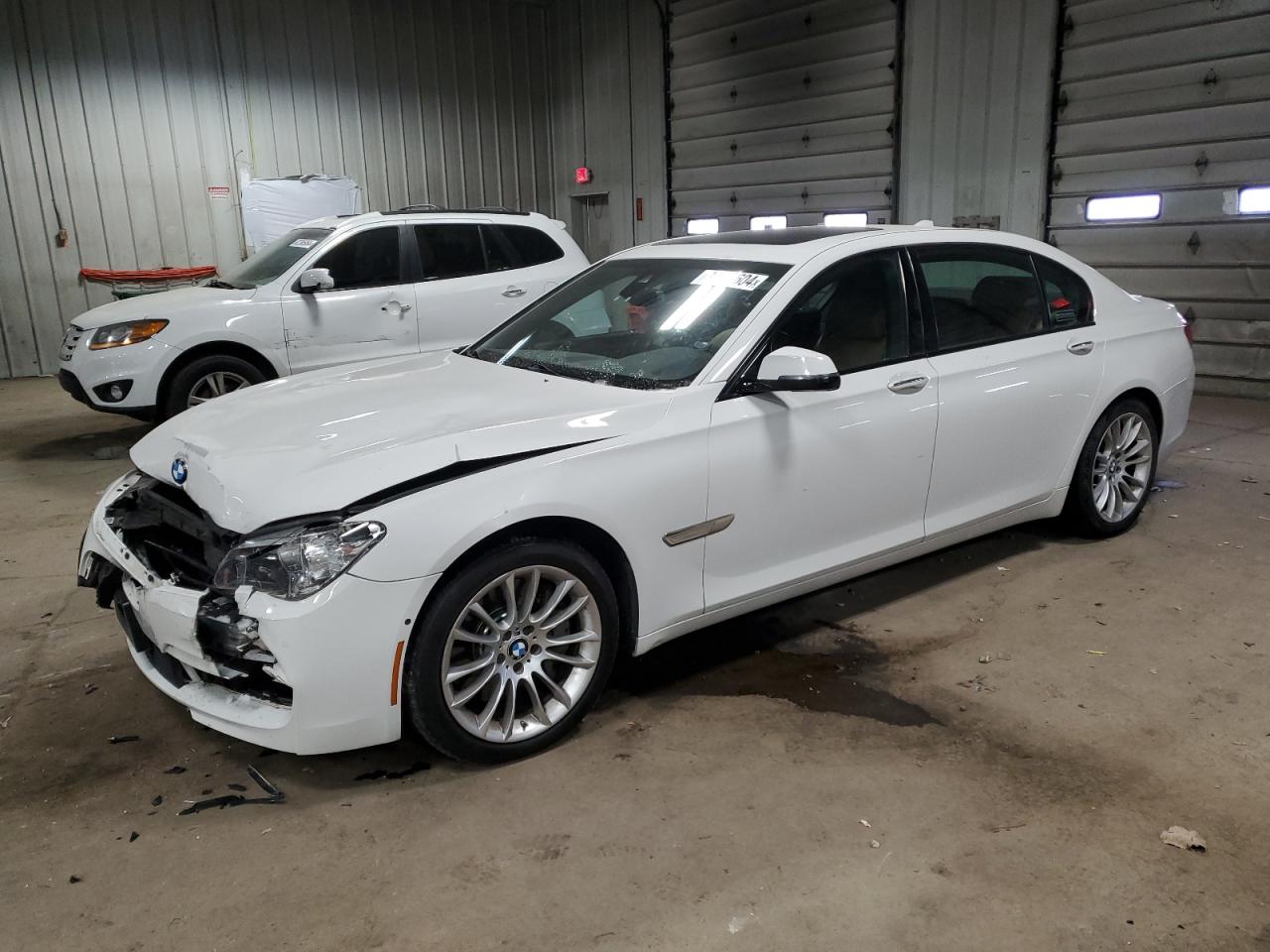 BMW 750 LXI 2014