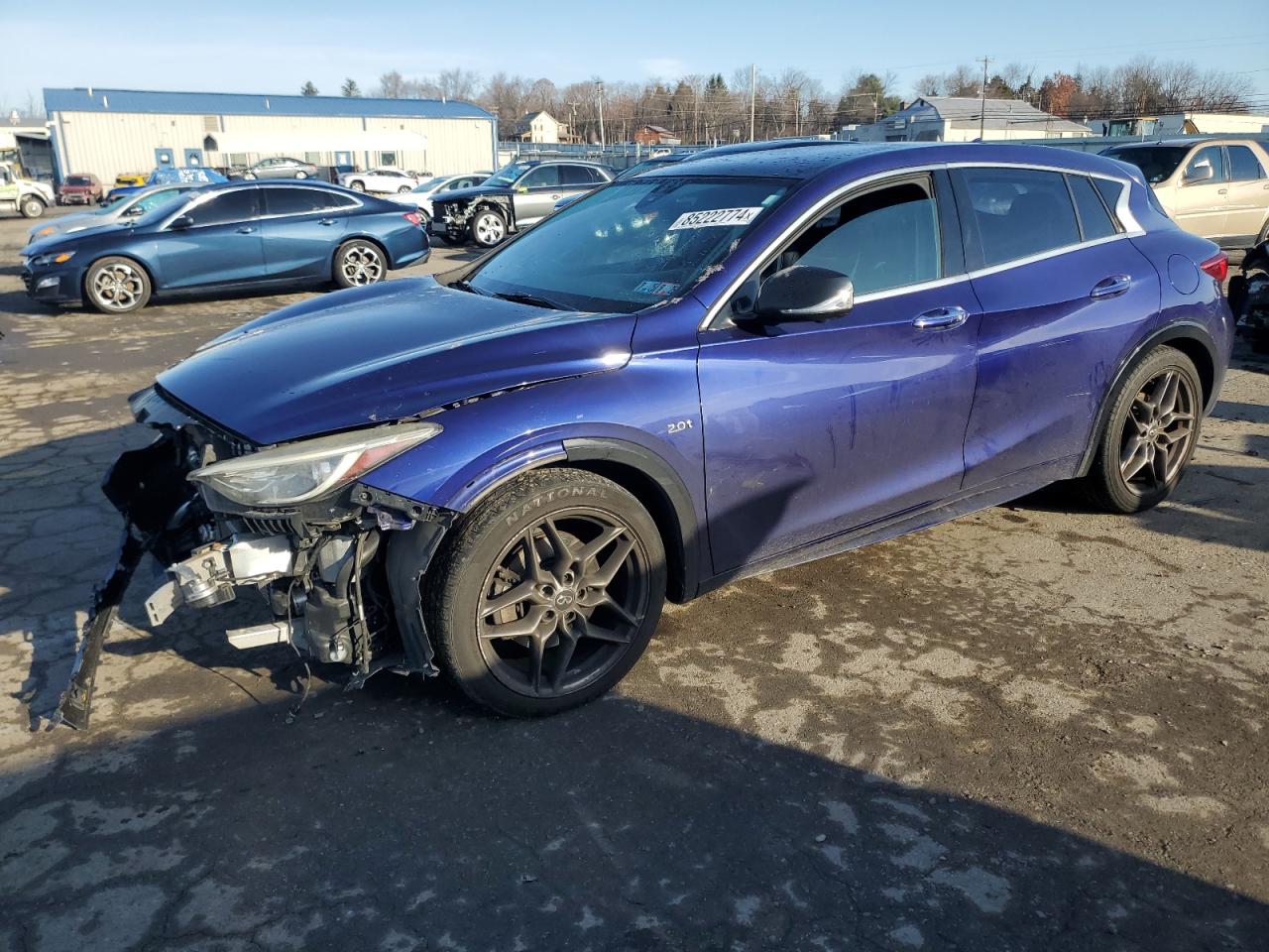 INFINITI QX30 BASE 2017