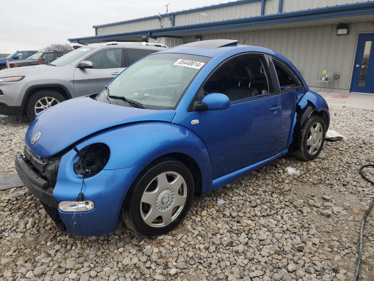 VOLKSWAGEN NEW BEETLE 2001