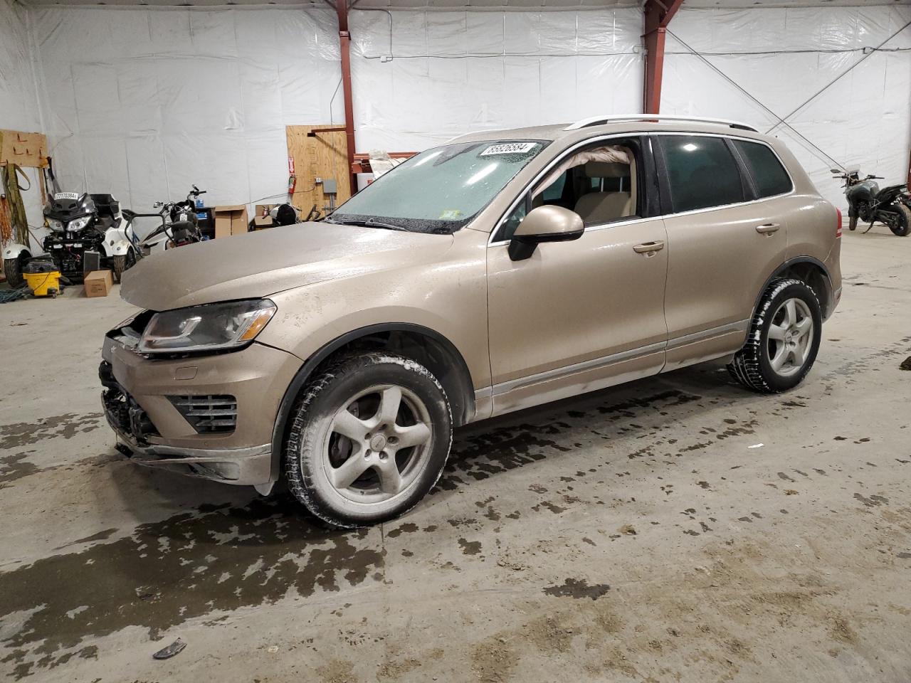 VOLKSWAGEN TOUAREG SP 2016