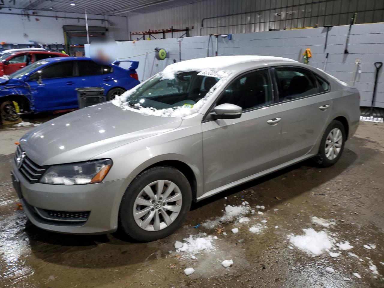 VOLKSWAGEN PASSAT S 2013