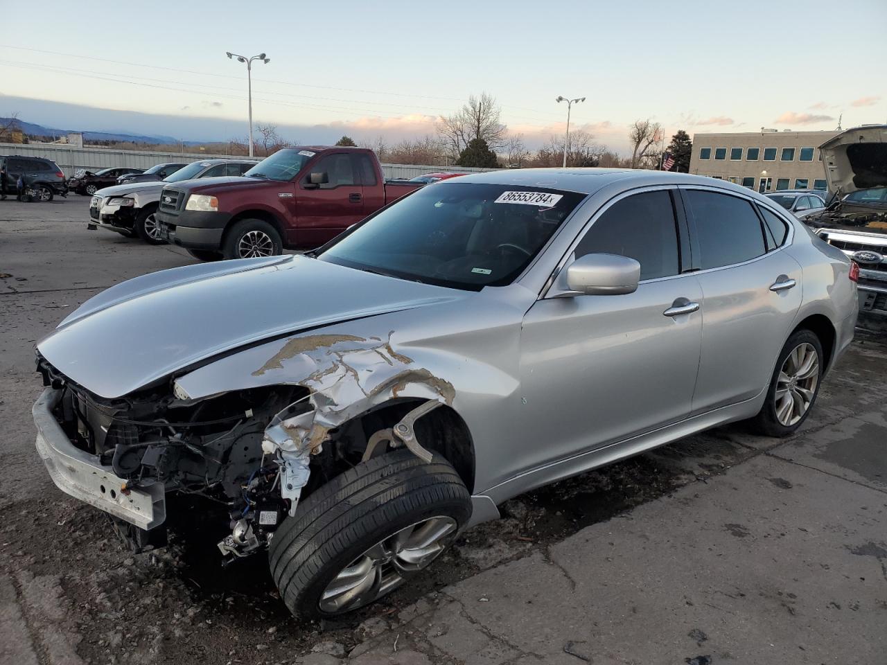INFINITI M37 X 2013