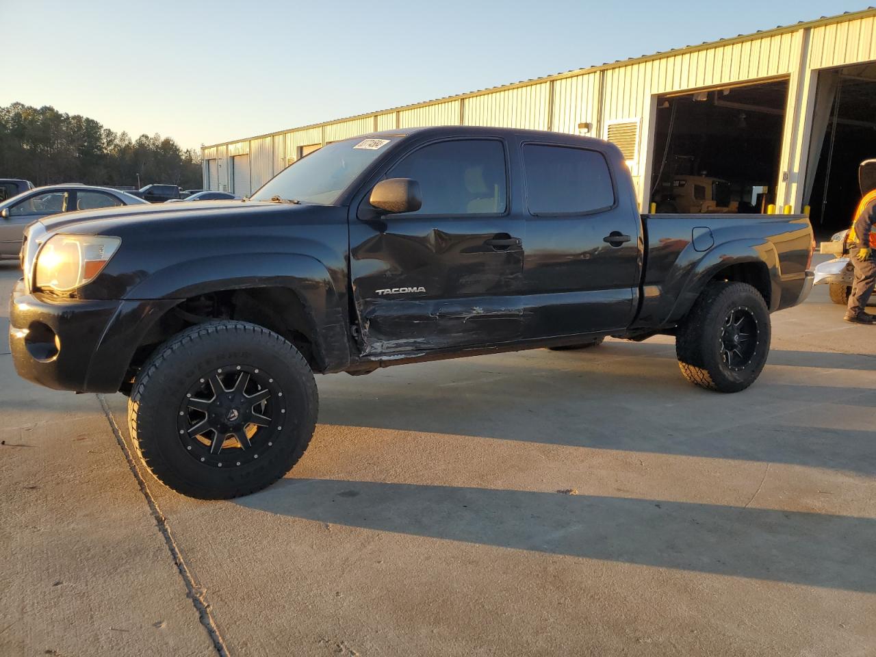 TOYOTA TACOMA DOU 2005