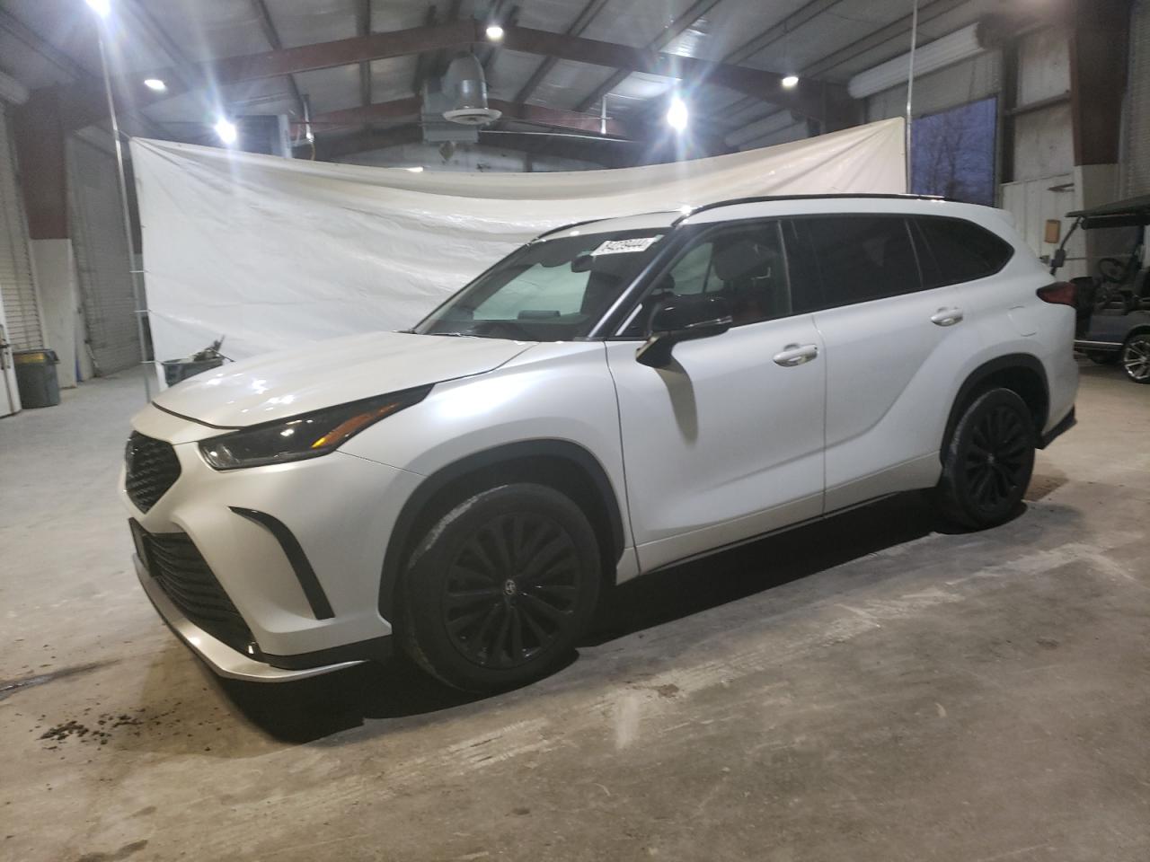 TOYOTA HIGHLANDER 2023
