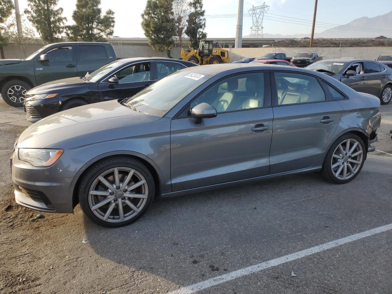 AUDI A3 PREMIUM 2016