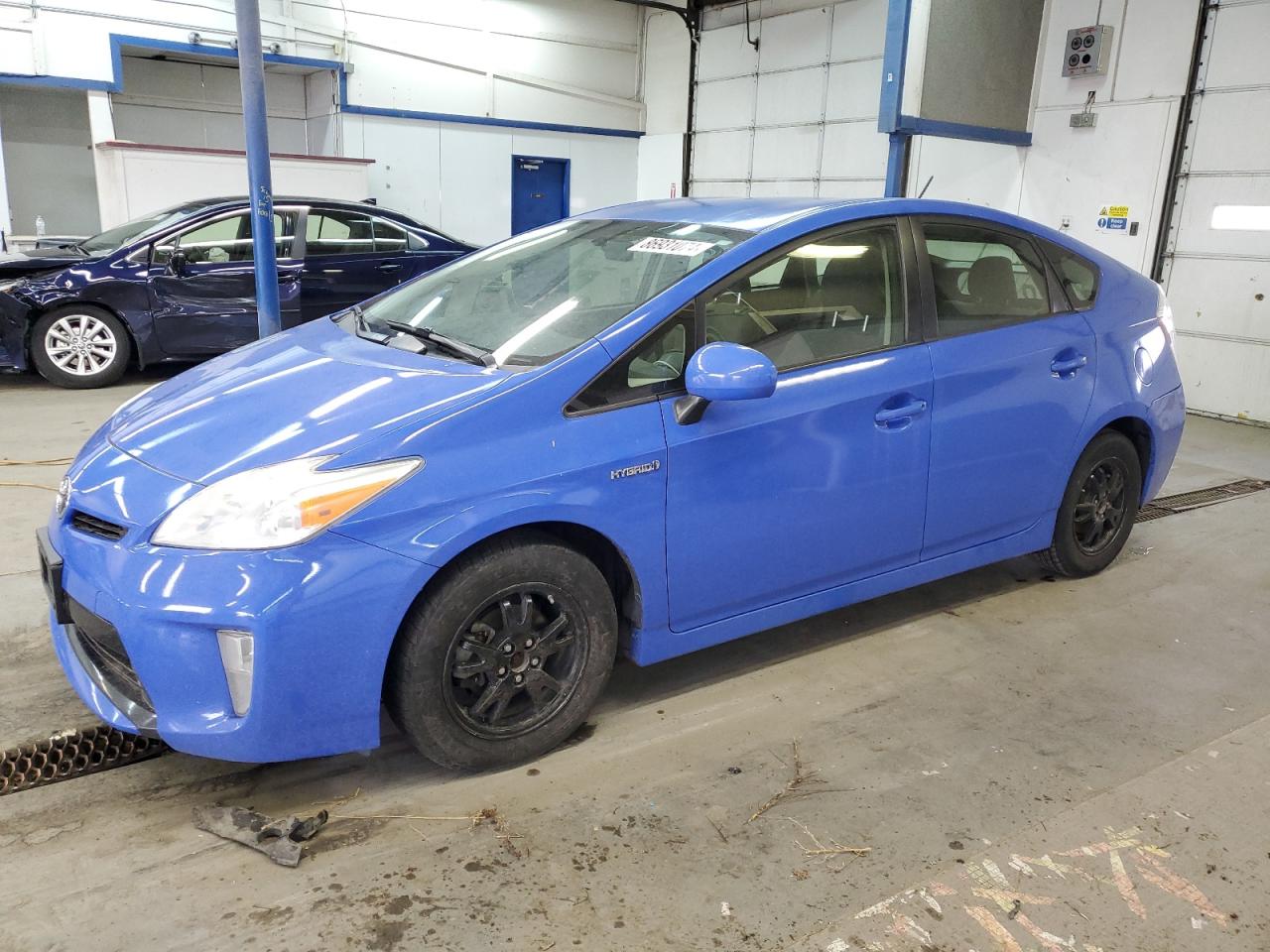 TOYOTA PRIUS 2013