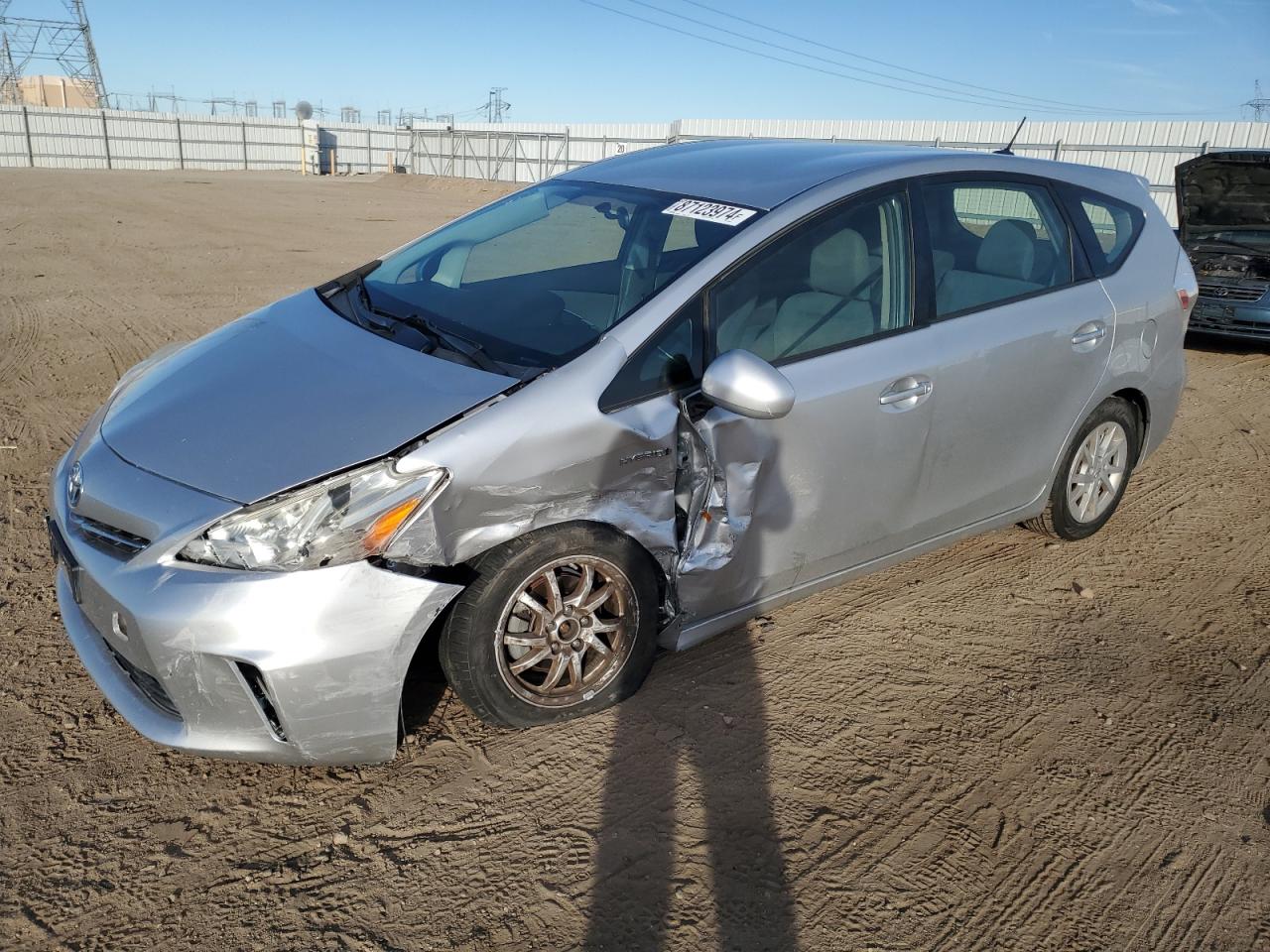 TOYOTA PRIUS V 2012