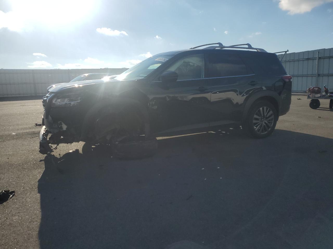 NISSAN PATHFINDER 2023