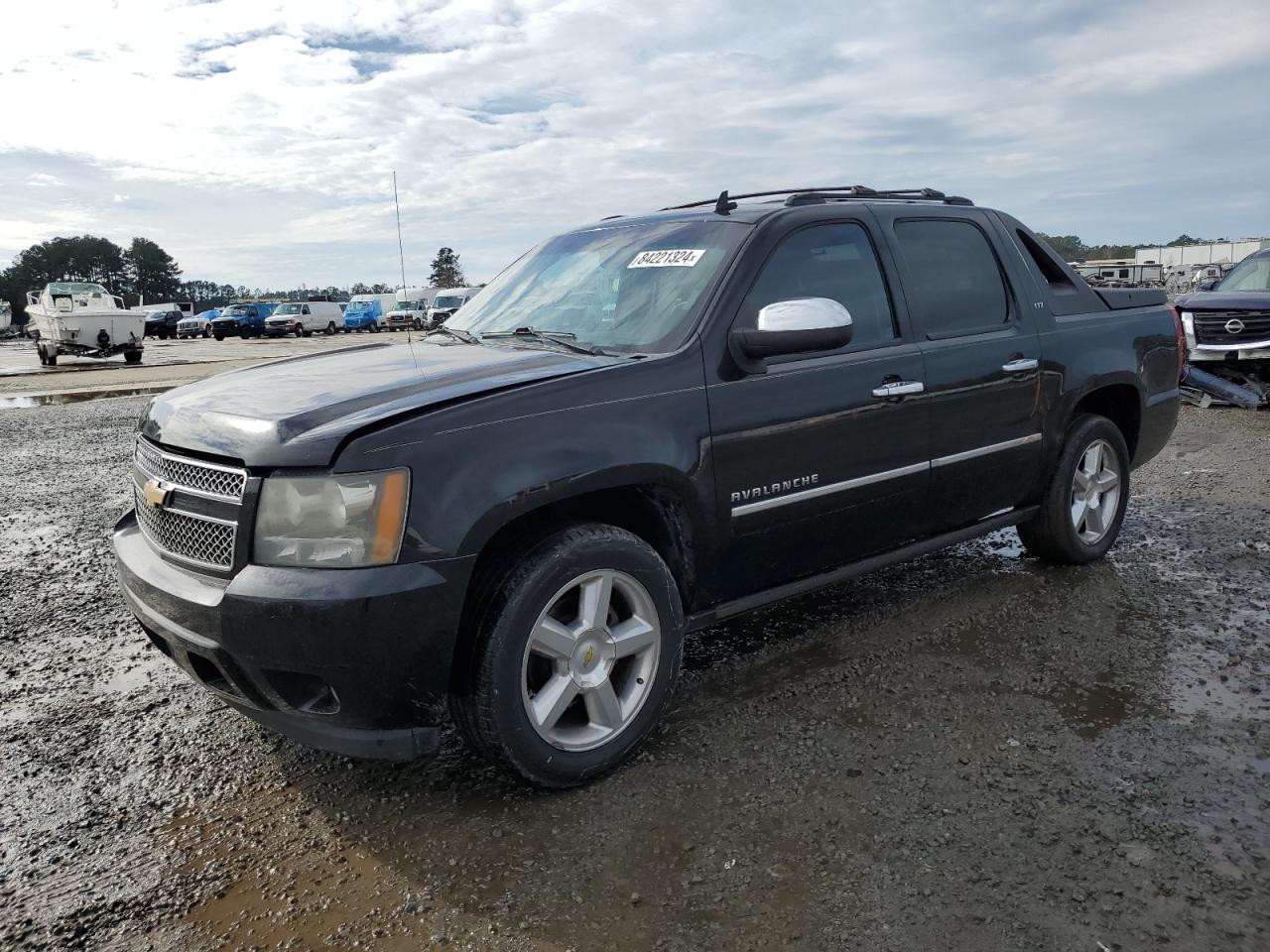 CHEVROLET AVALANCHE 2011
