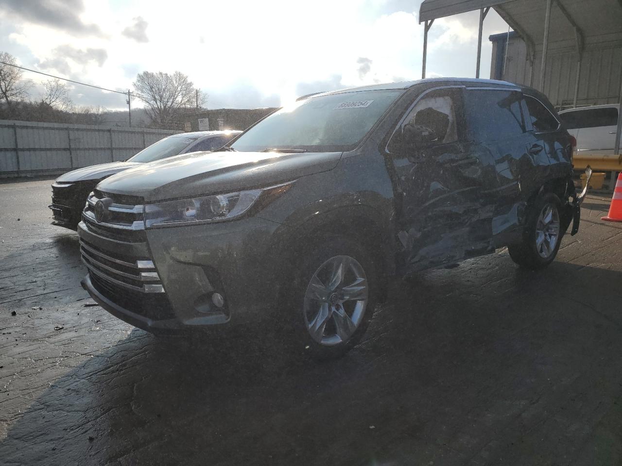 TOYOTA HIGHLANDER 2018