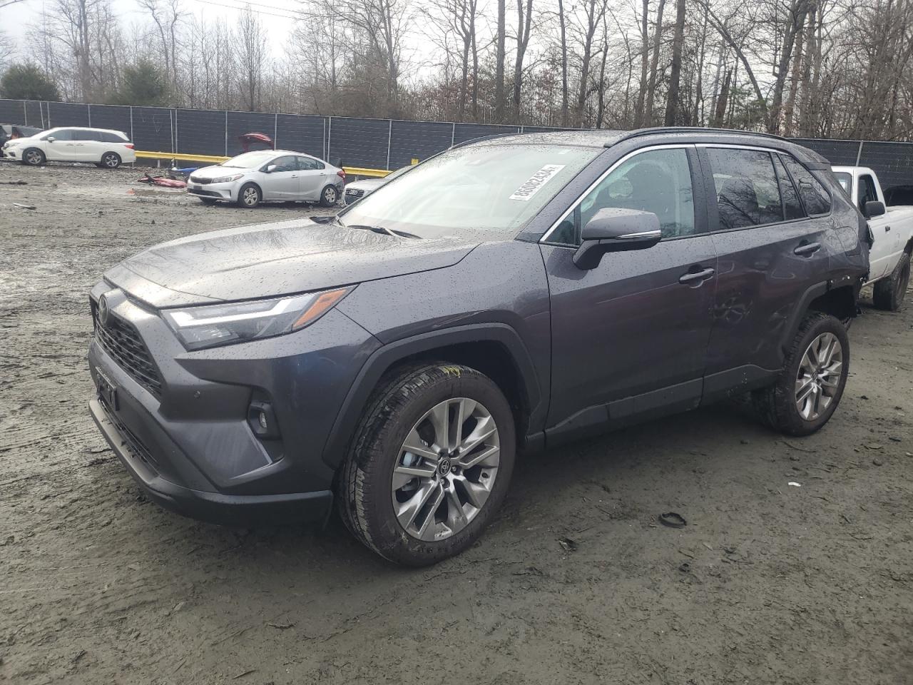 TOYOTA RAV4 XLE P 2024
