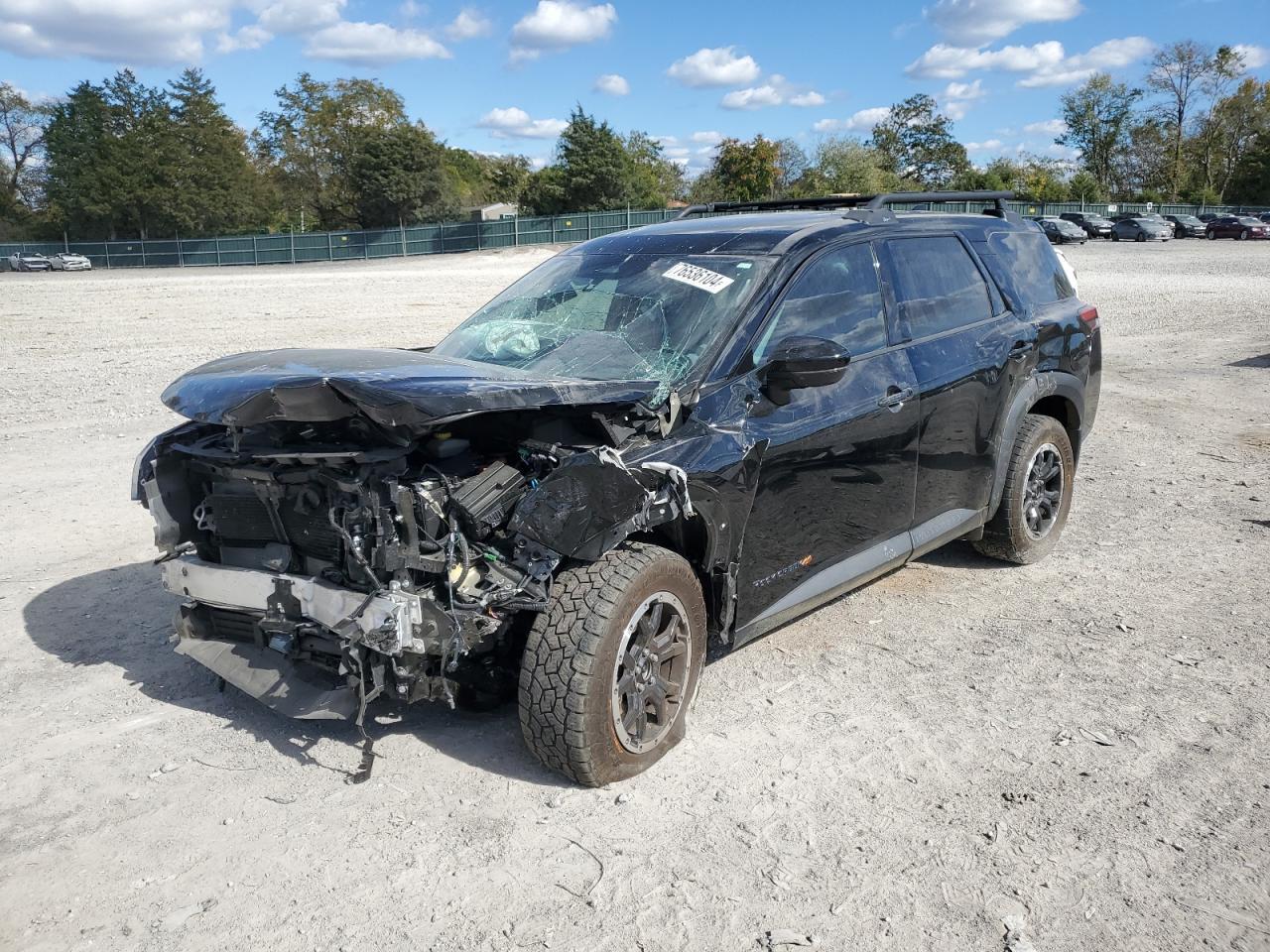 NISSAN PATHFINDER 2023