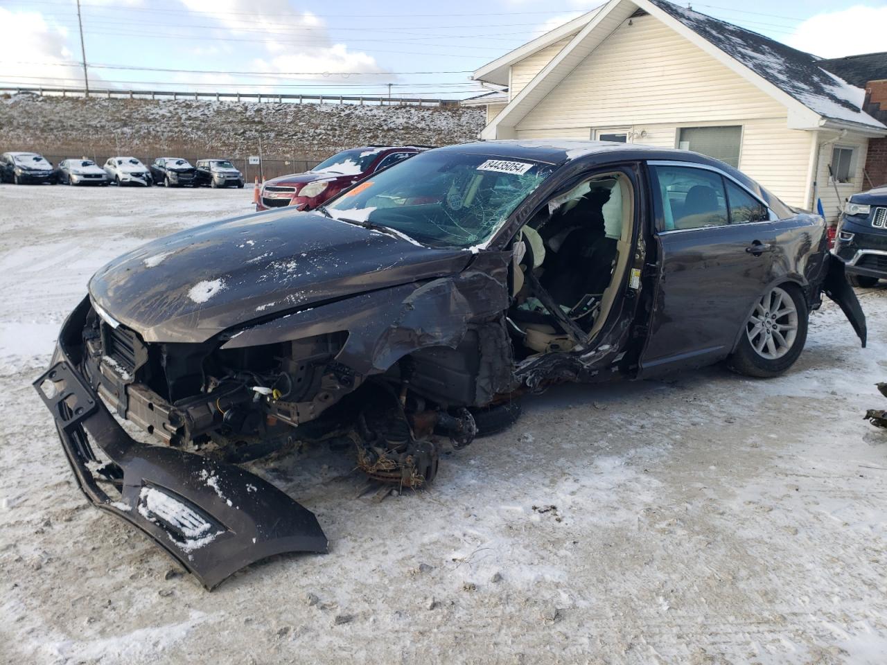 FORD TAURUS SE 2015