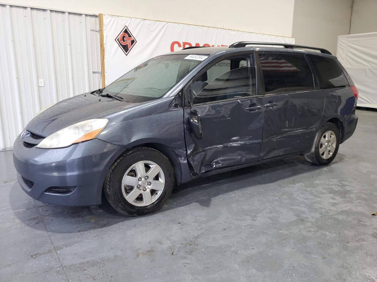 TOYOTA SIENNA CE 2006