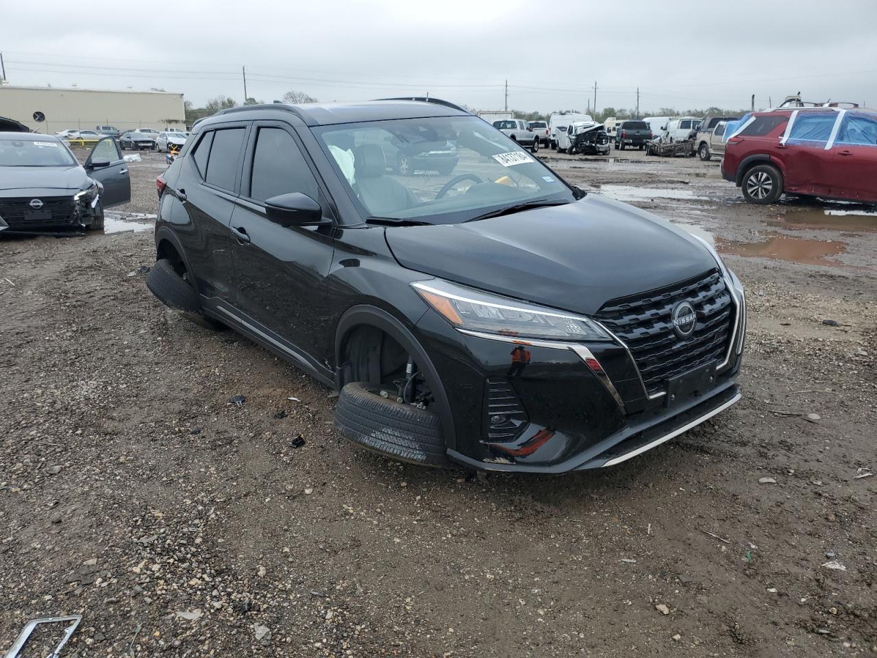 NISSAN KICKS SR 2024