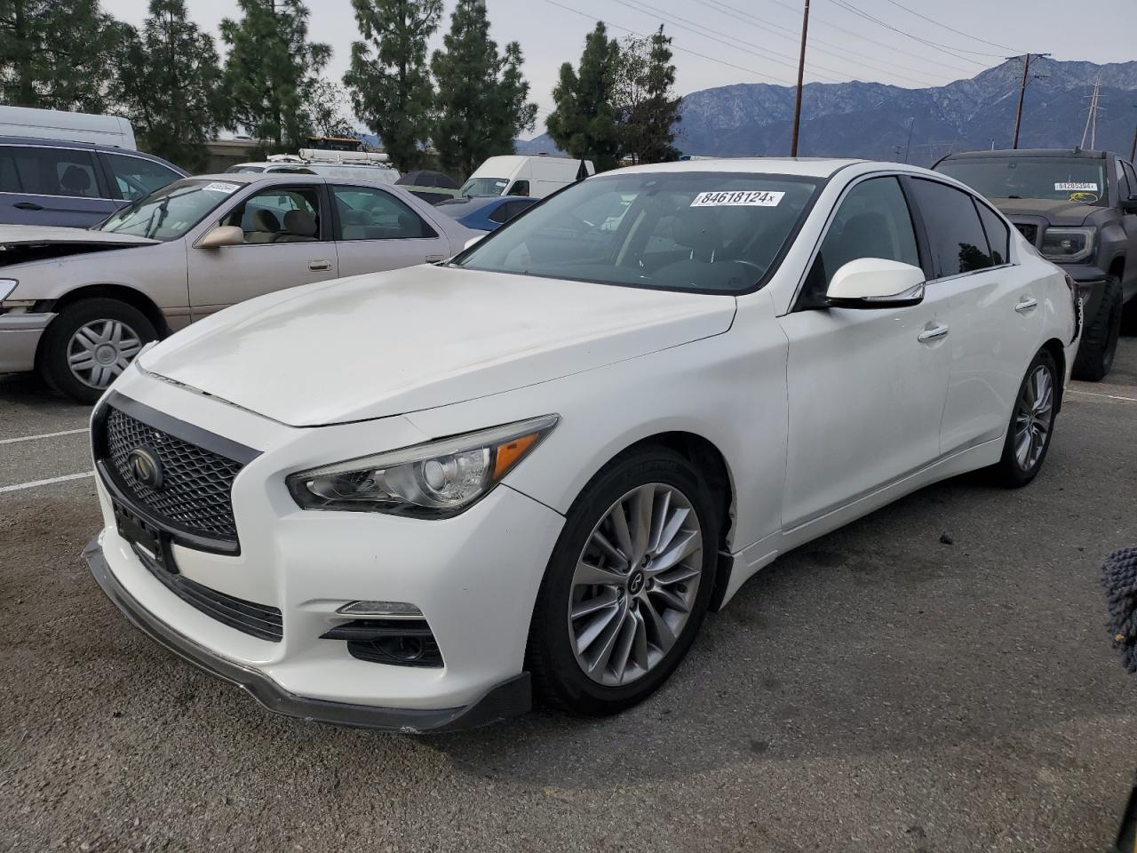 INFINITI Q50 LUXE 2018