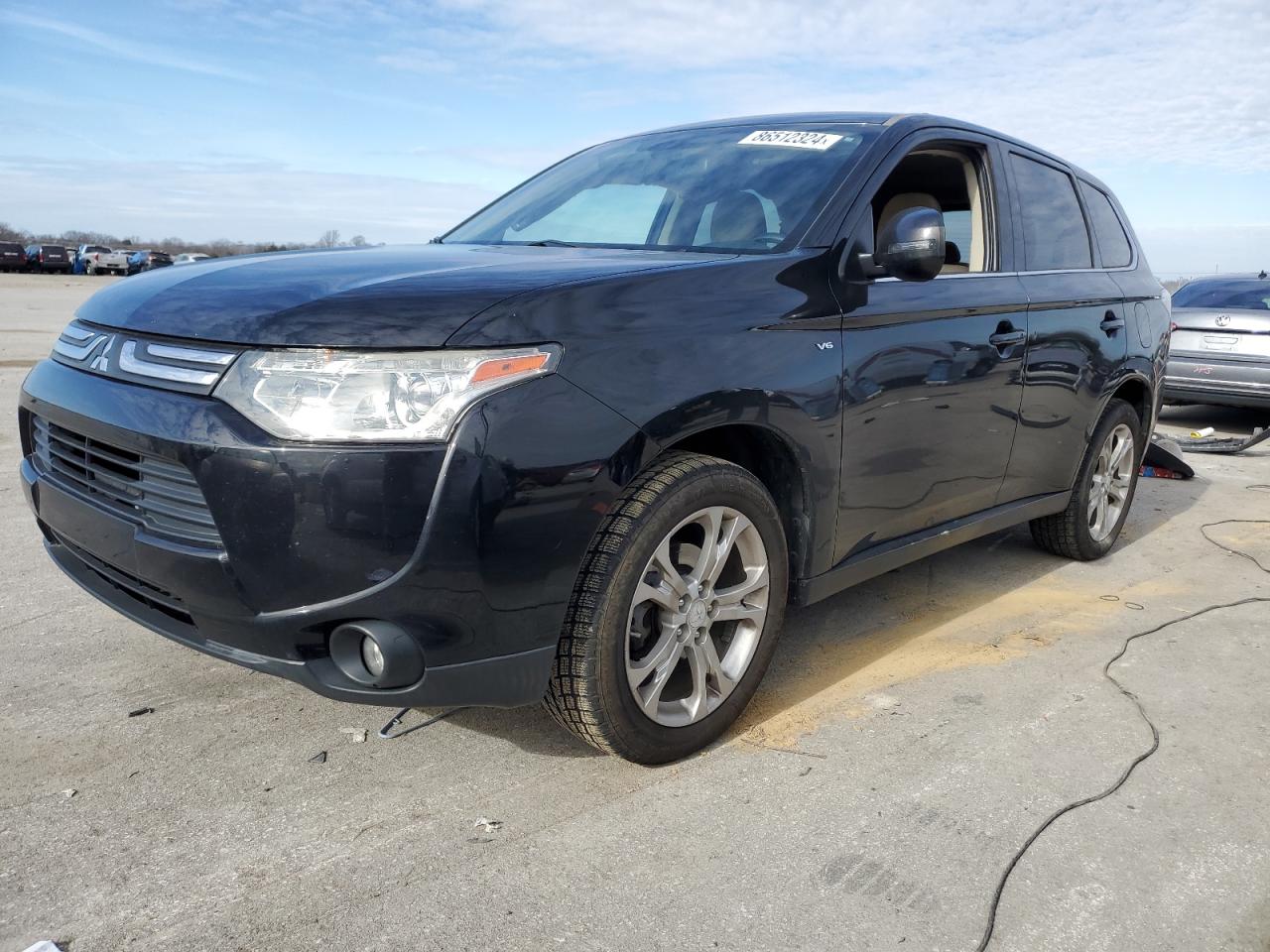 MITSUBISHI OUTLANDER 2014