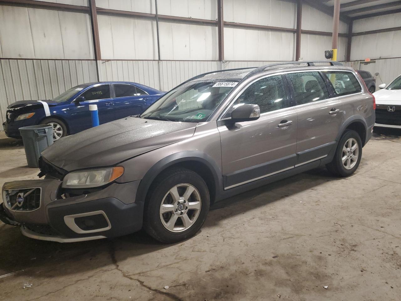 VOLVO XC70 3.2 2010