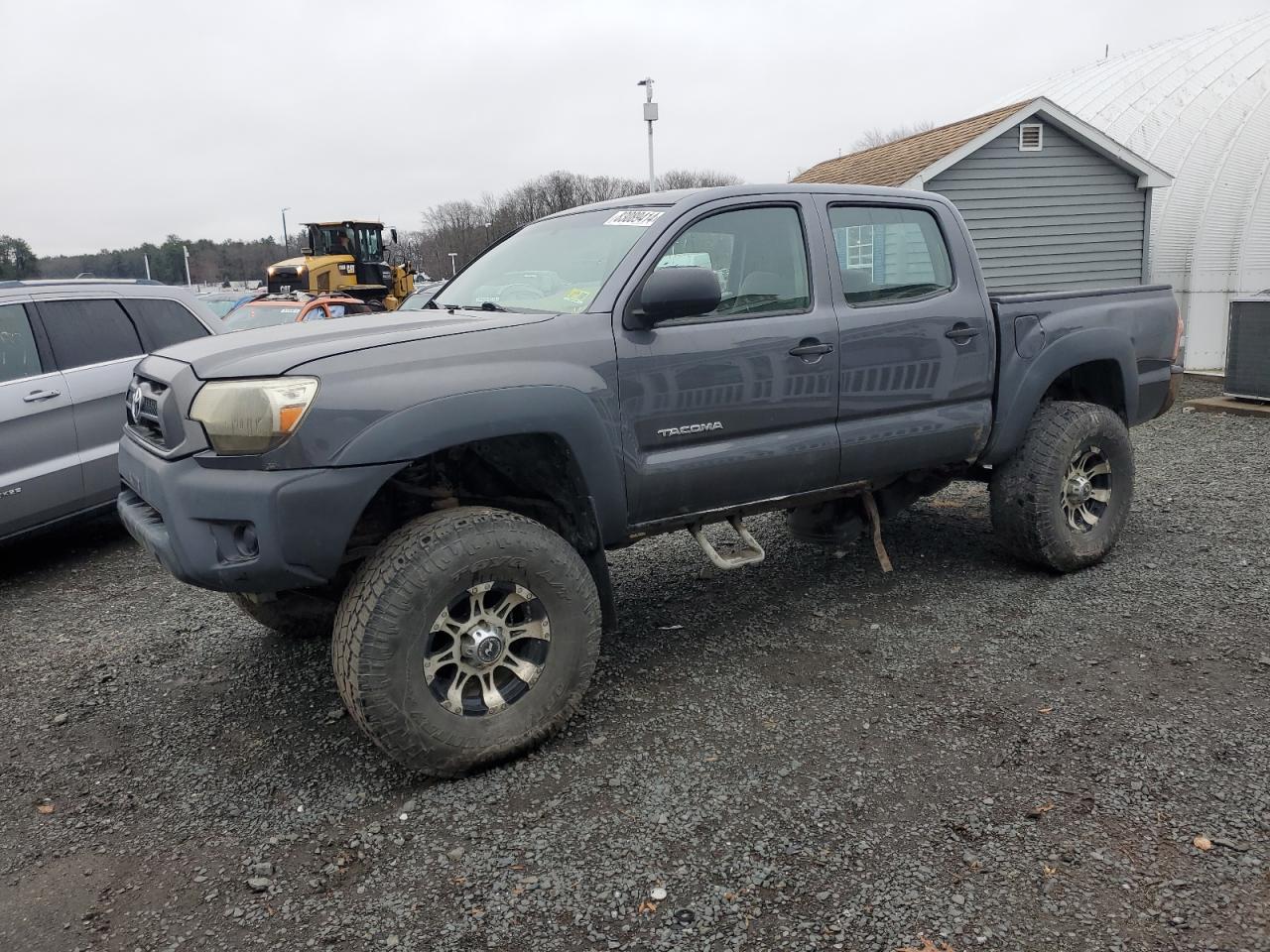 TOYOTA TACOMA DOU 2013