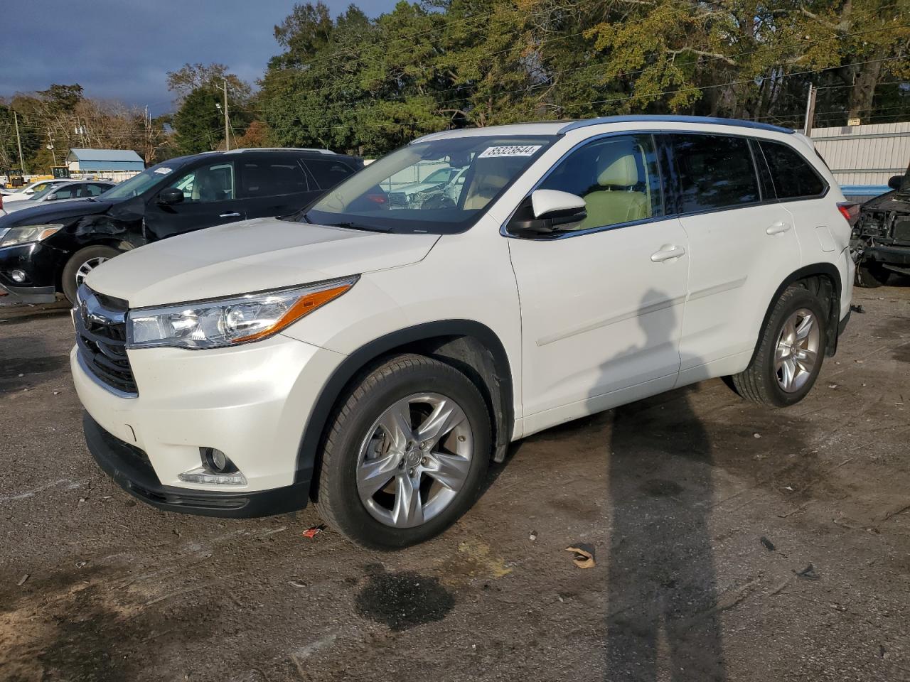 TOYOTA HIGHLANDER 2015