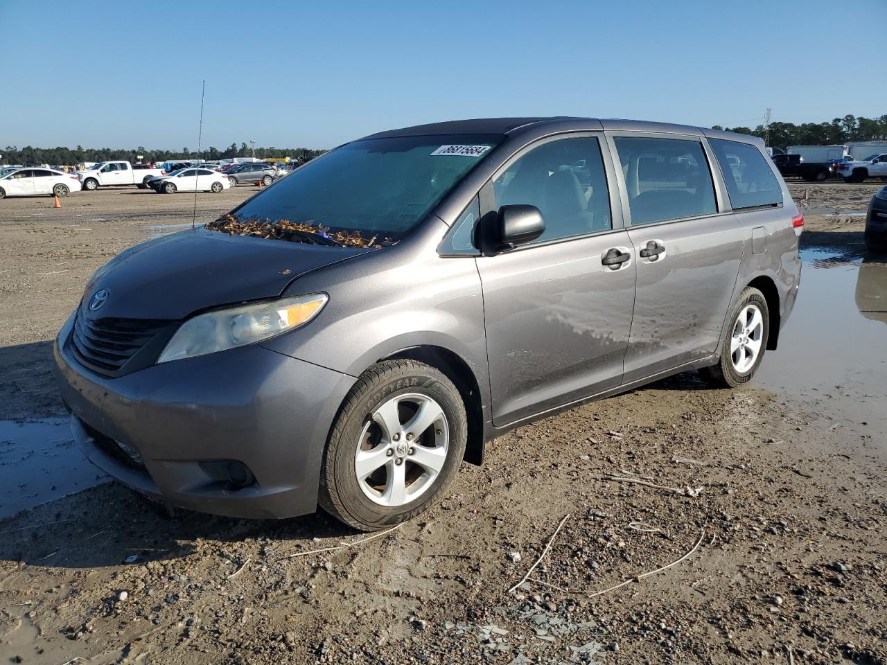 TOYOTA SIENNA 2013