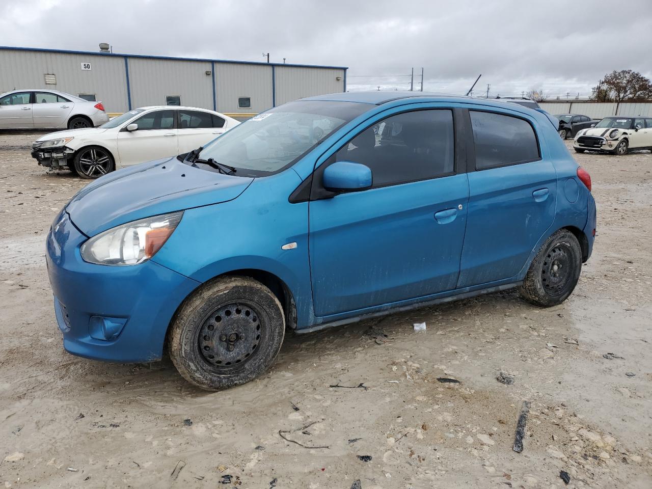 MITSUBISHI MIRAGE DE 2015