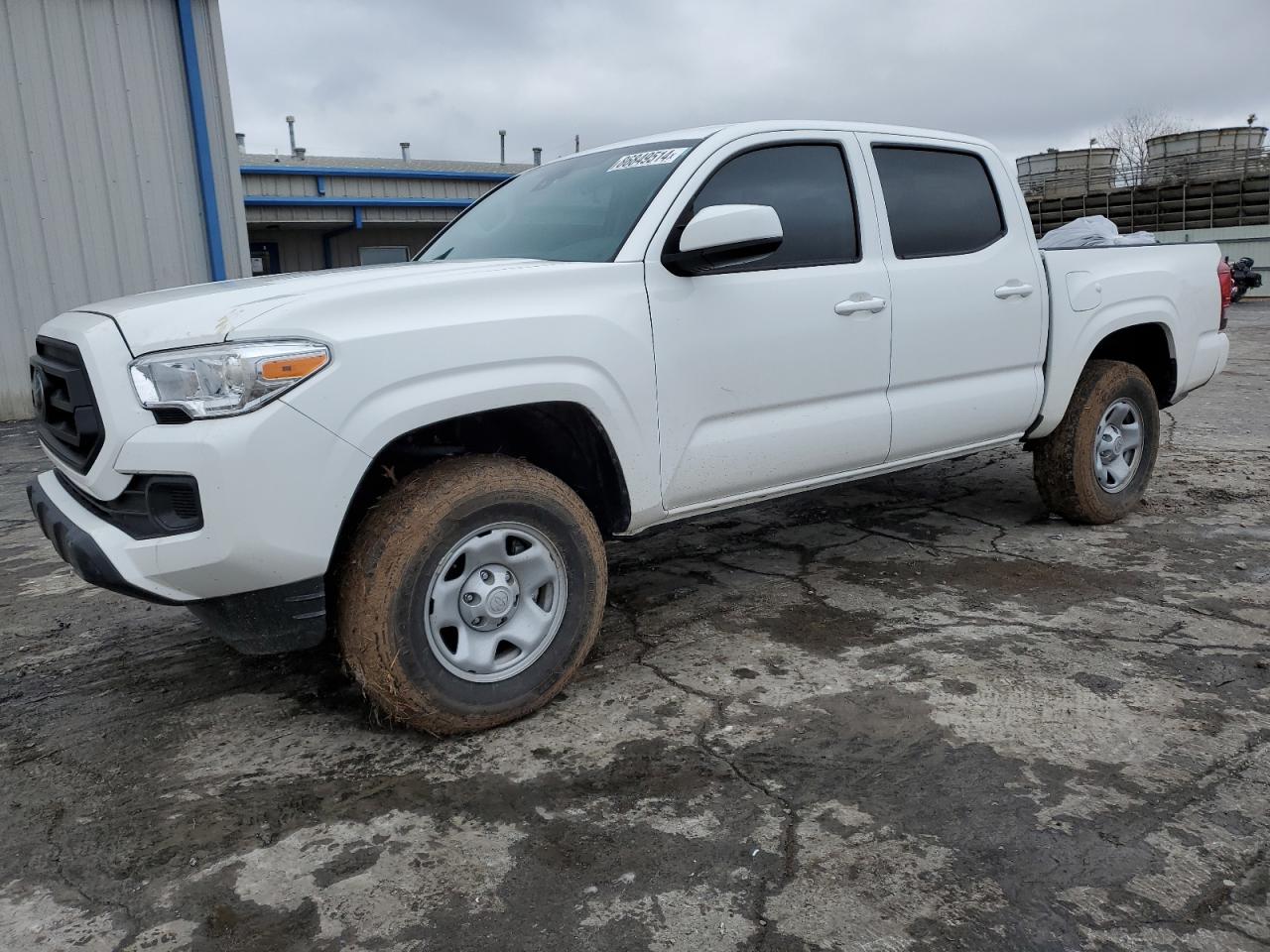 TOYOTA TACOMA DOU 2023