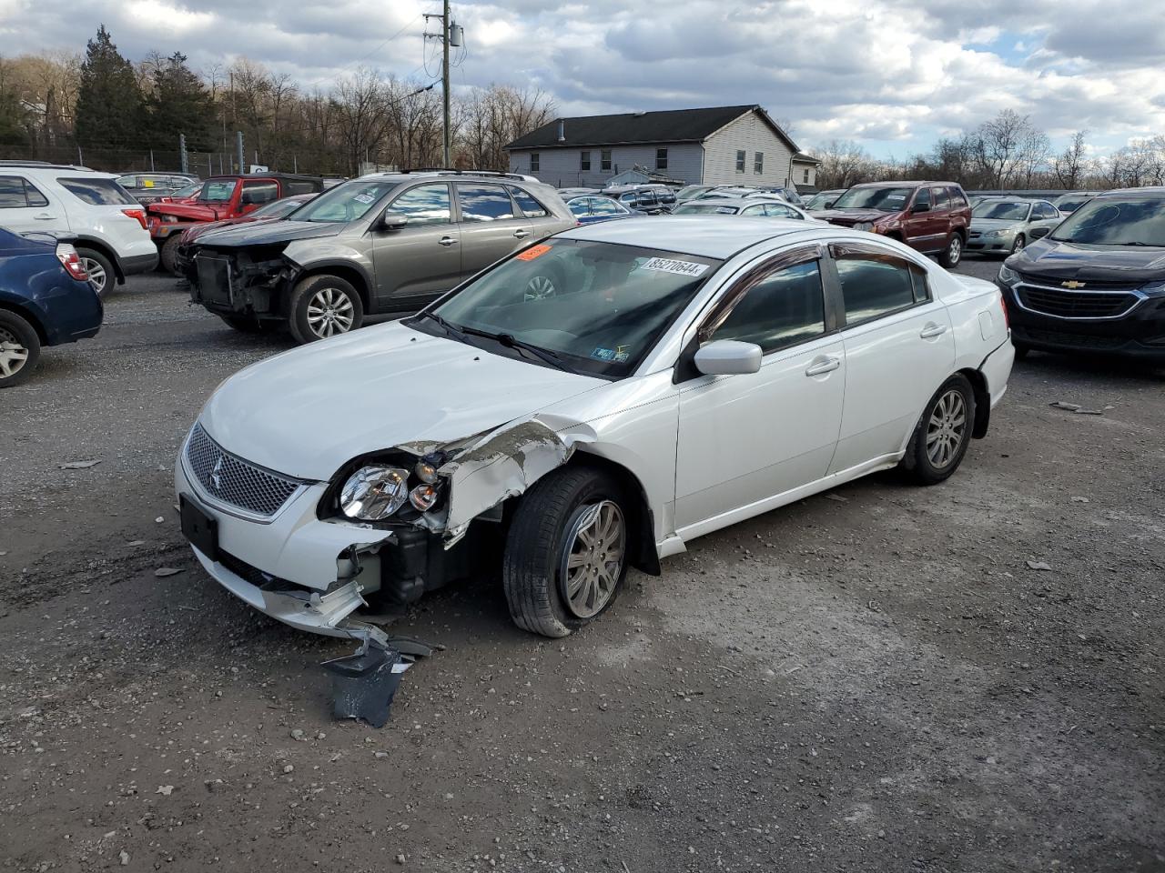 MITSUBISHI GALANT FE 2012