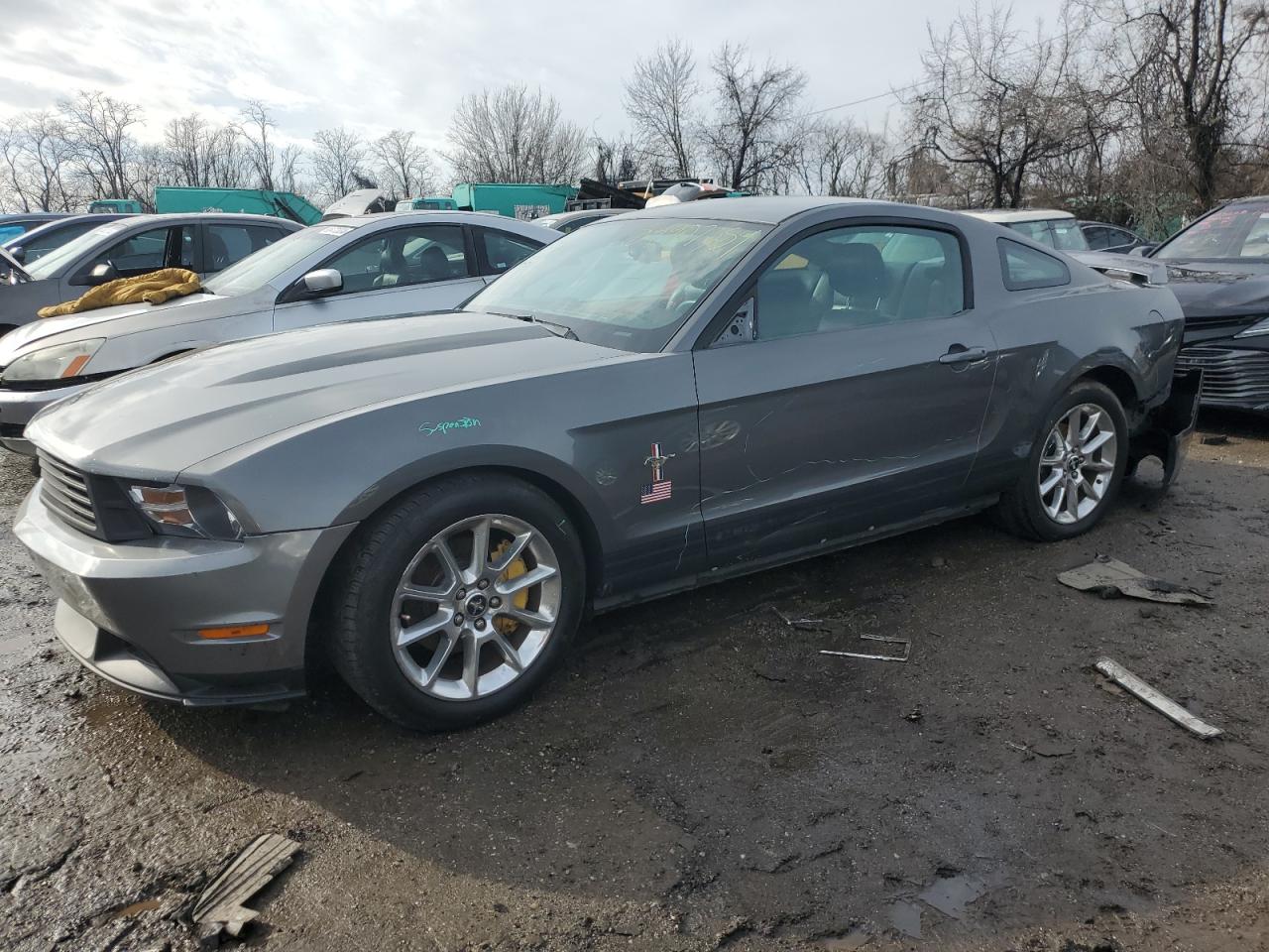 FORD MUSTANG 2011