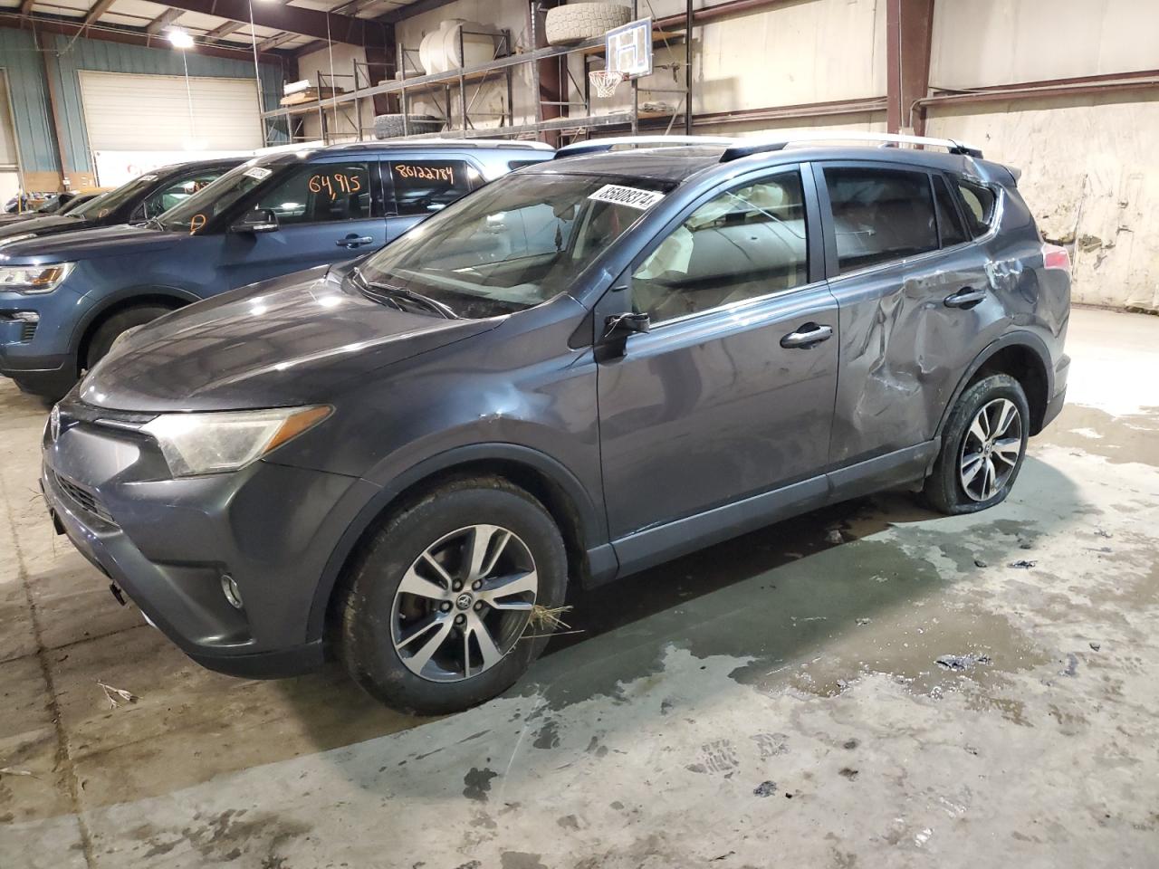 TOYOTA RAV4 XLE 2016