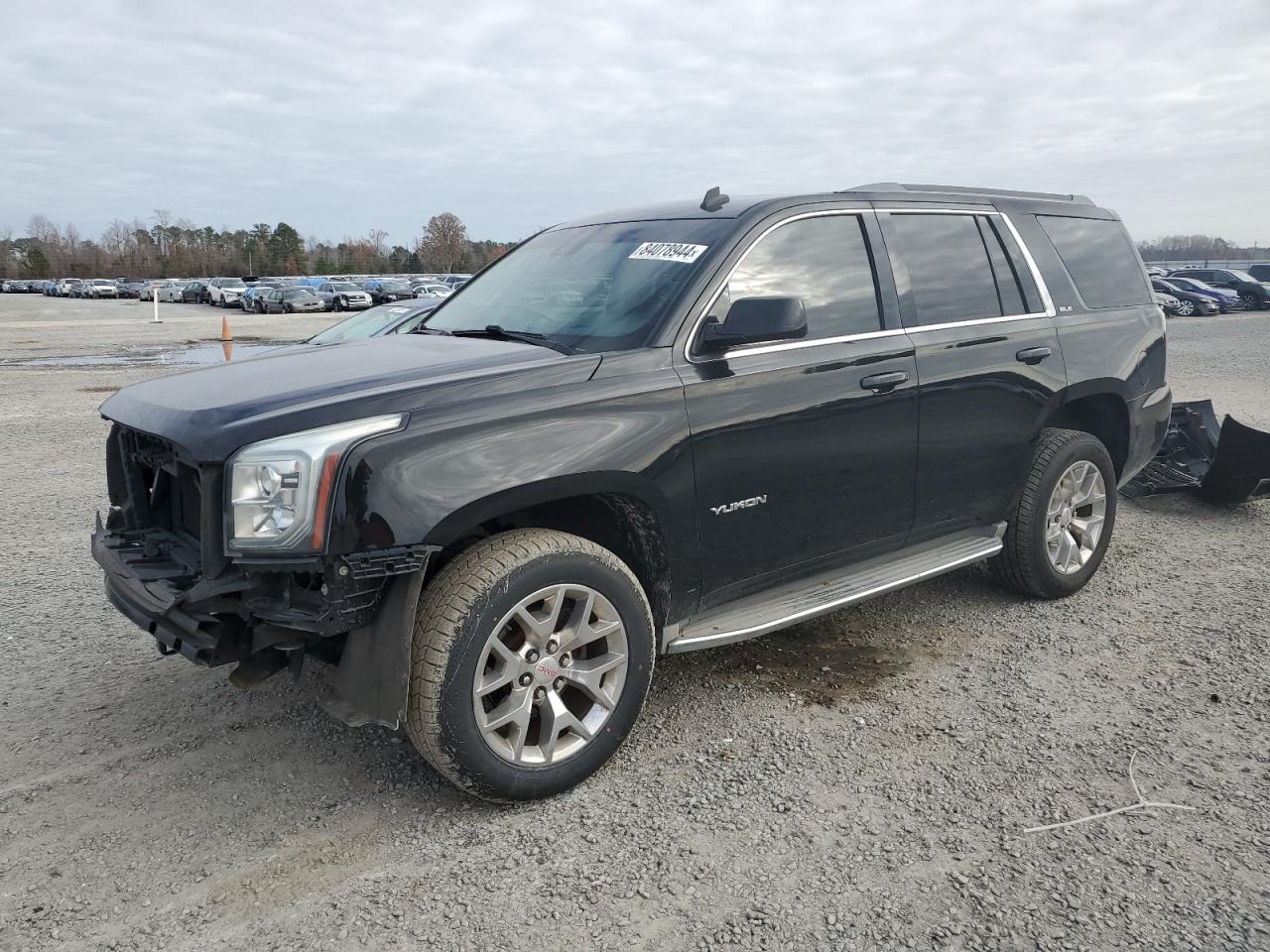 GMC YUKON SLE 2015