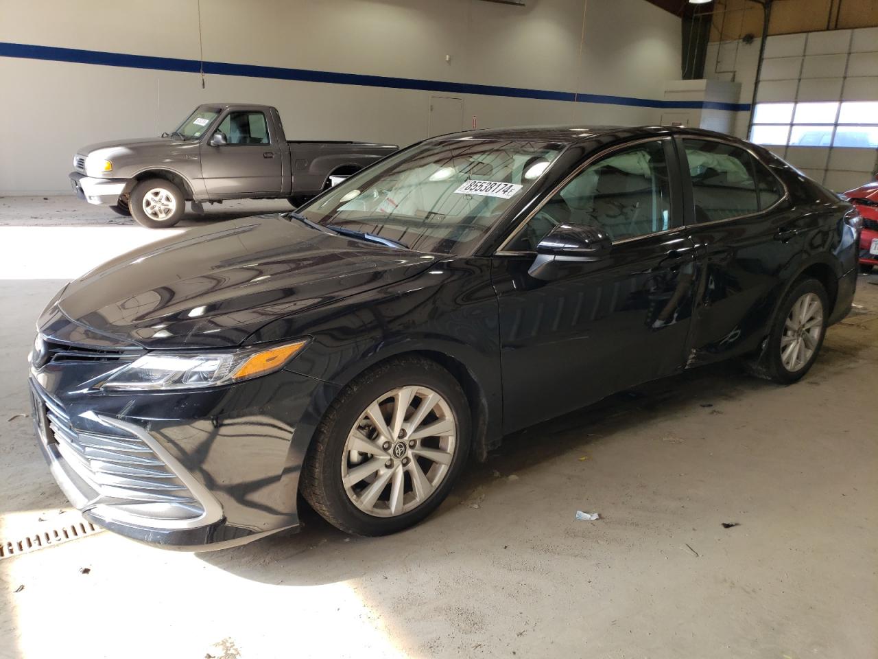 TOYOTA CAMRY LE 2022