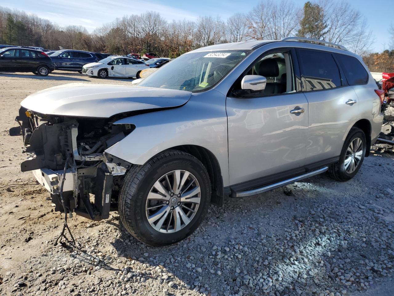 NISSAN PATHFINDER 2019
