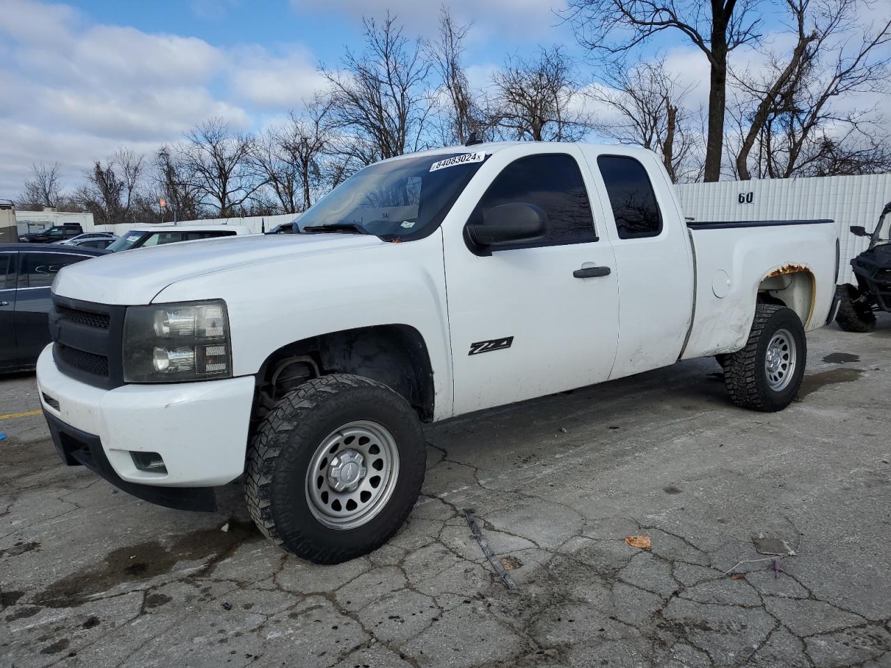 CHEVROLET SILVERADO 2011