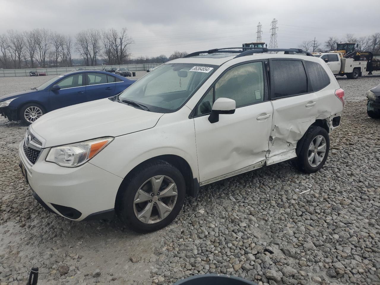 SUBARU FORESTER 2016