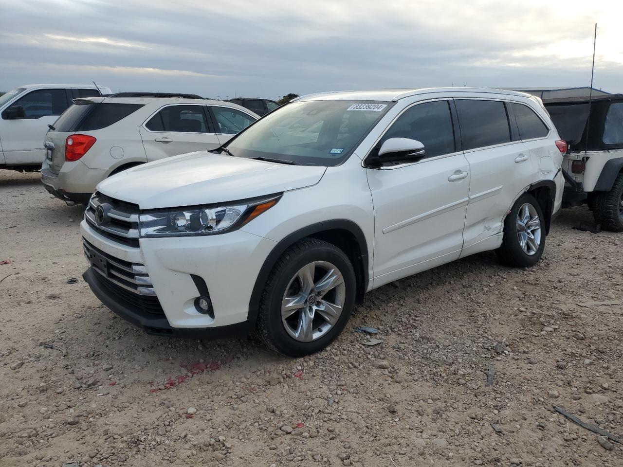 TOYOTA HIGHLANDER 2019