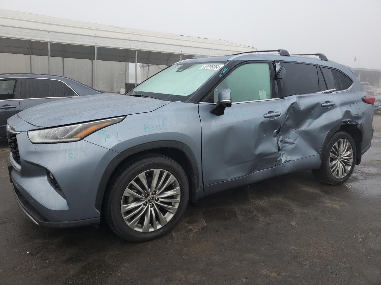 TOYOTA HIGHLANDER 2022