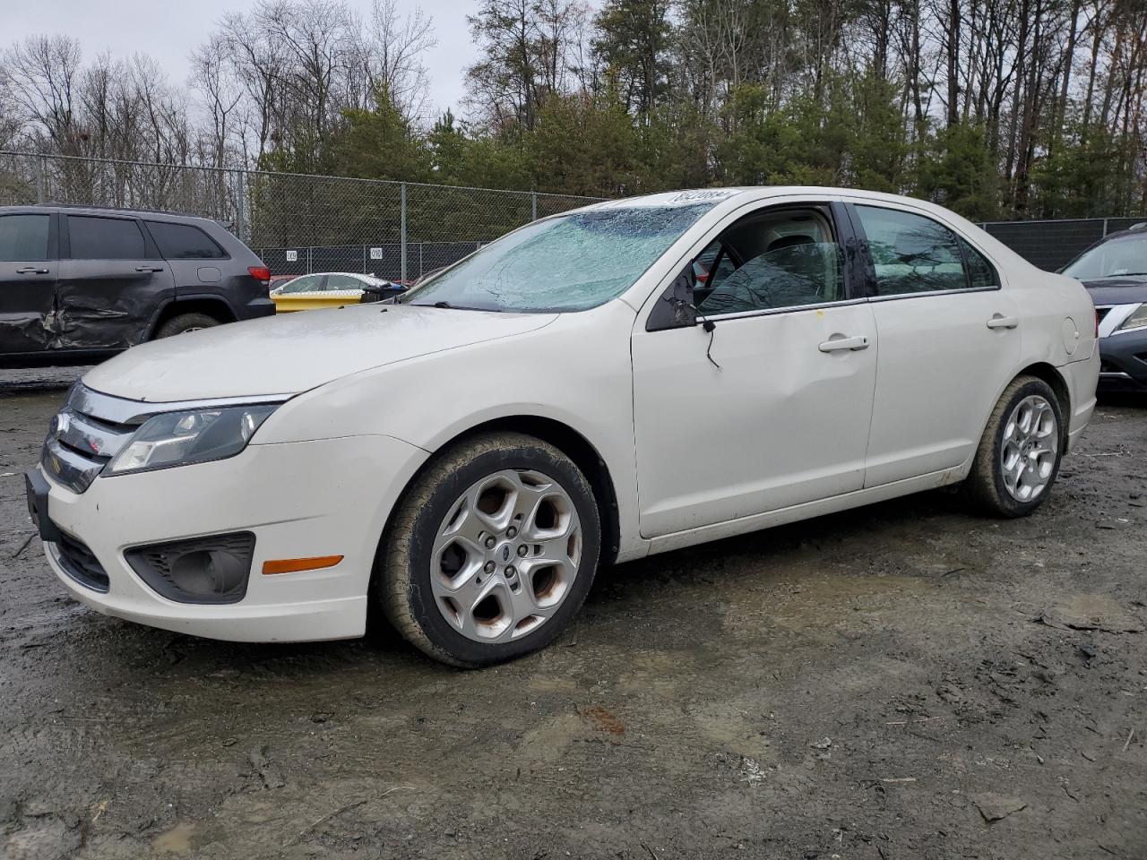 FORD FUSION SE 2011