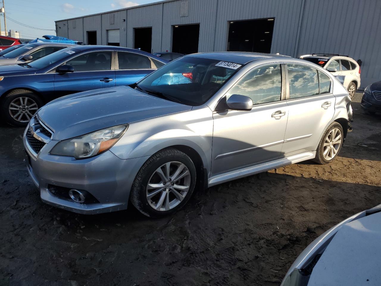 SUBARU LEGACY 2.5 2013