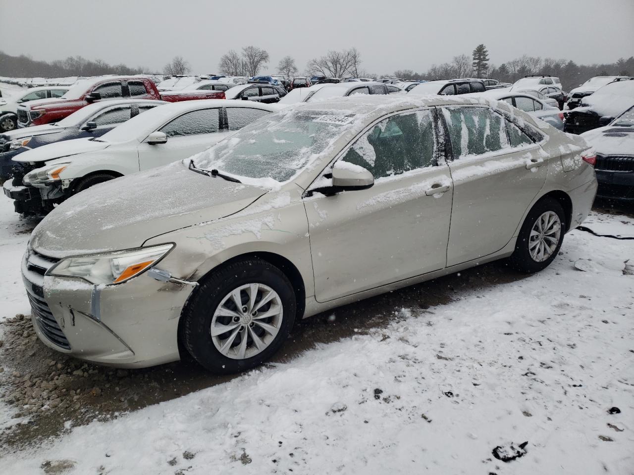 TOYOTA CAMRY LE 2016