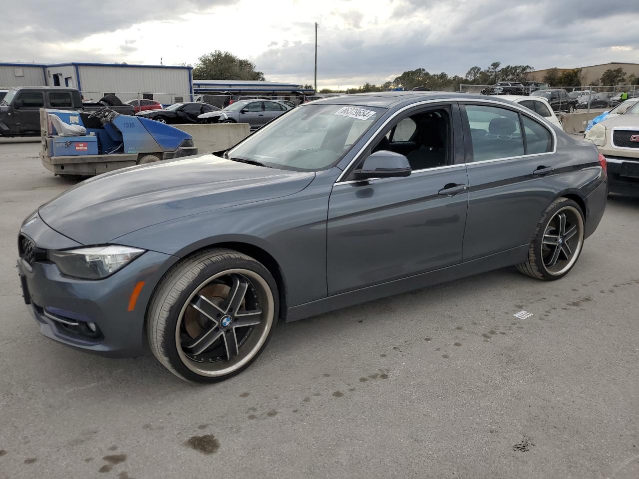 BMW 330 XI 2017